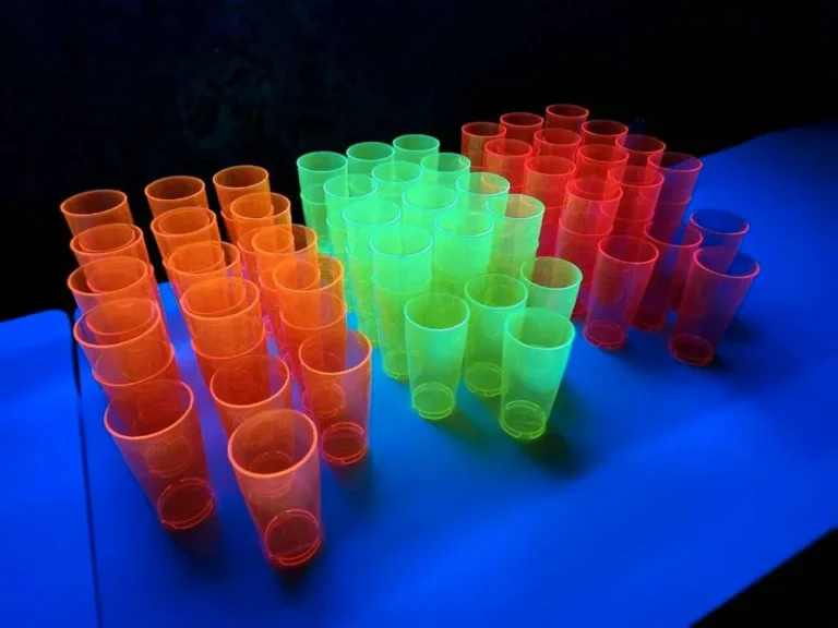 Neon-Partybecher